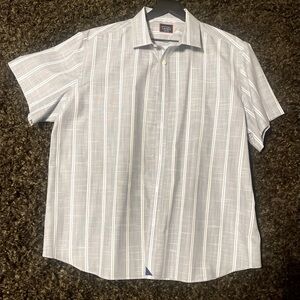 Used like new, XXL, Grey/white striped wrinkle free short sleeve